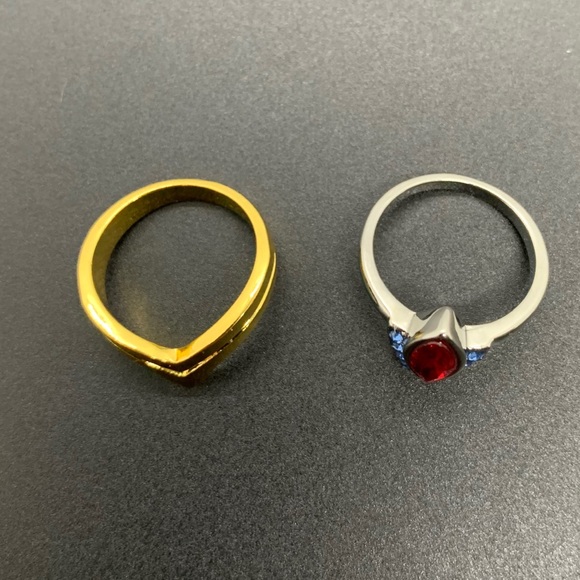 Wonder woman ring set. DC - Picture 4 of 9